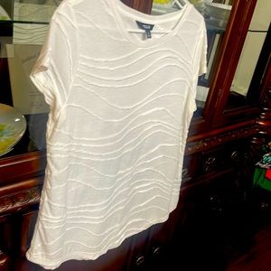 Simply Vera- White Top- Size L